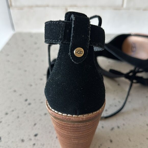 UGG Harris Black Suede Strappy Stacked Block Heeled Sandals Women’s Size 11 EUC - Picture 15 of 16